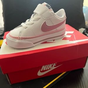 Girls Nike Shoes